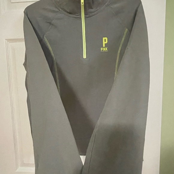 PINK trackjacket - Picture 3 of 4